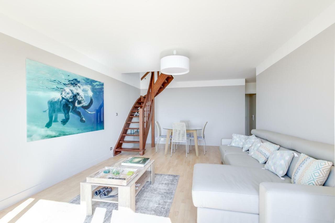 Duplex Apartment With Sea View And Roof Terrace Трувиль-сюр-Мер Экстерьер фото