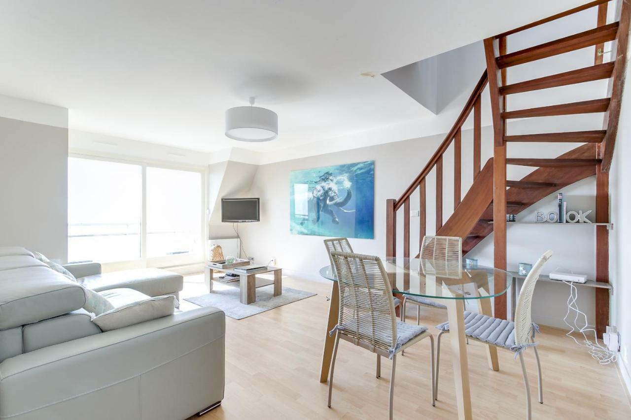 Duplex Apartment With Sea View And Roof Terrace Трувиль-сюр-Мер Экстерьер фото