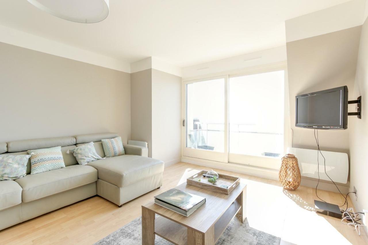 Duplex Apartment With Sea View And Roof Terrace Трувиль-сюр-Мер Экстерьер фото